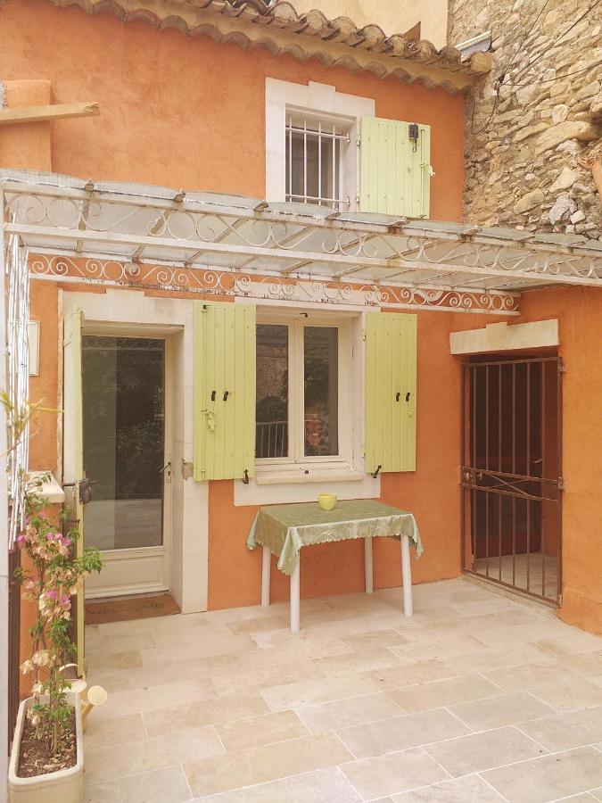Maison Au Coeur De Fontaine De Vaucluse, Nichee Sur Le Rocher Et Surplombant La Sorgue מראה חיצוני תמונה